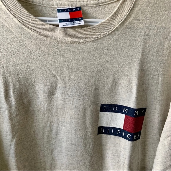 Vintage men’s Tommy Hilfiger tee - Picture 2 of 3